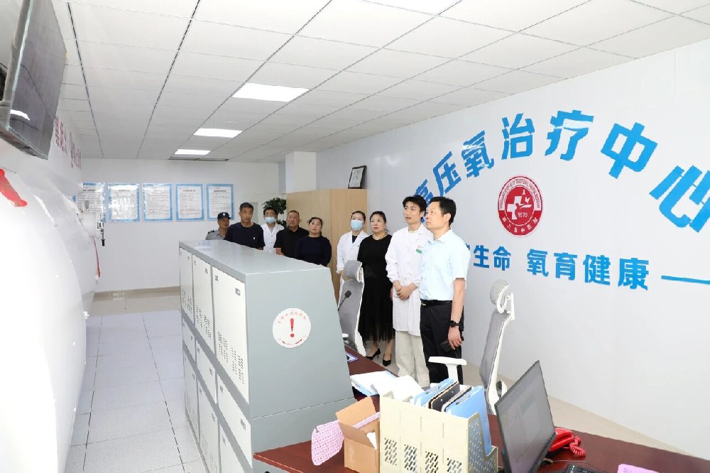 筑牢安全防线 护航“双节”平安——颍上县中医院开展安全生产专项检查